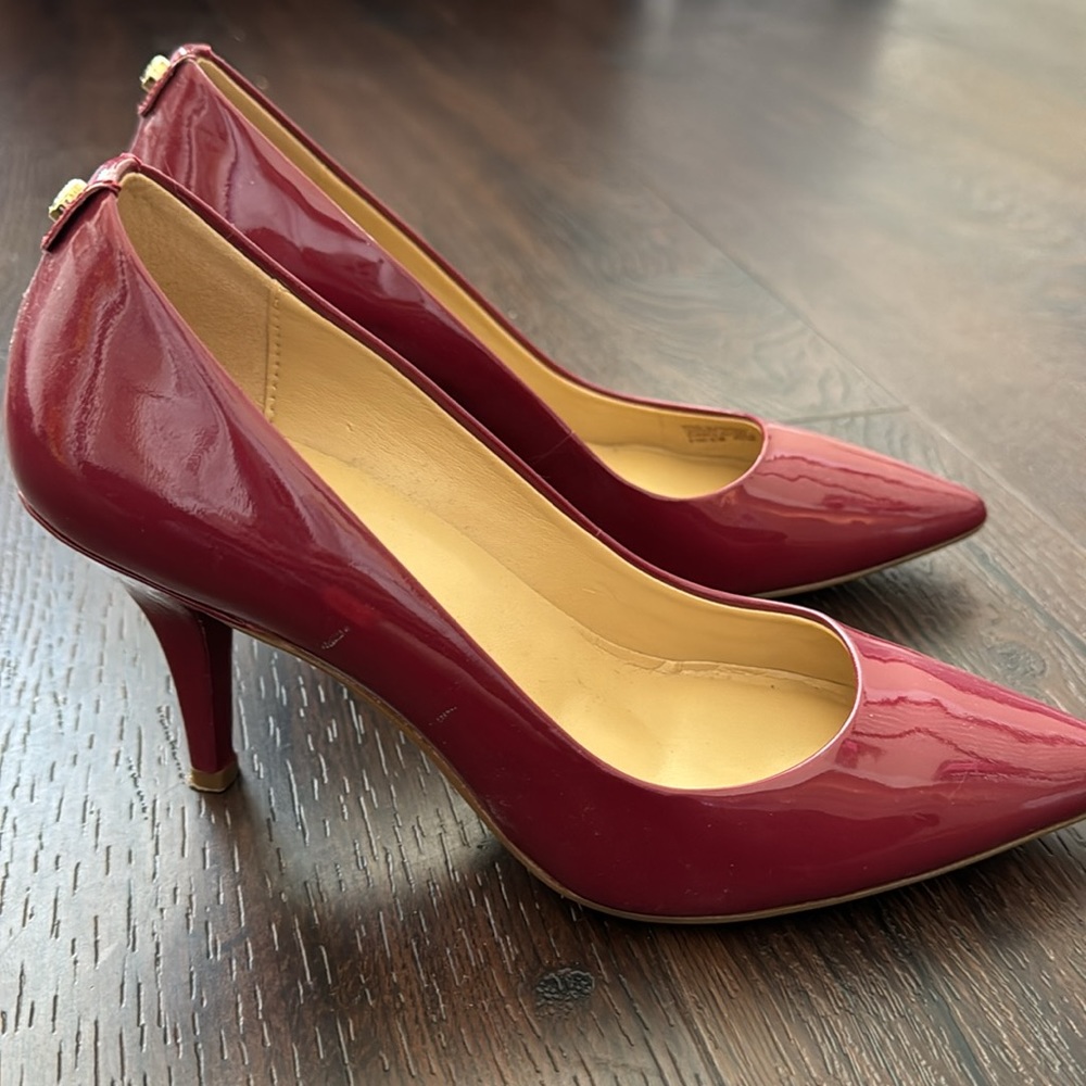 Patent leather red Michael kors heels size 6.5 - Picture 2 of 5